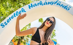Strand nyitvatartási információk szeptember