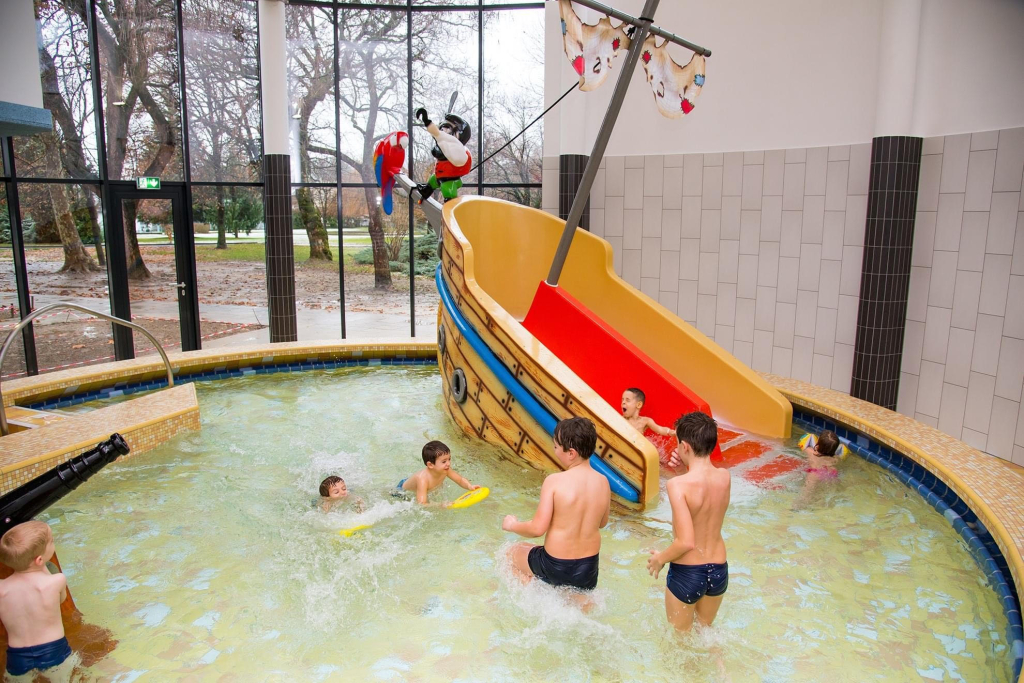 Tájékoztatás Kalózos medence leállásáról